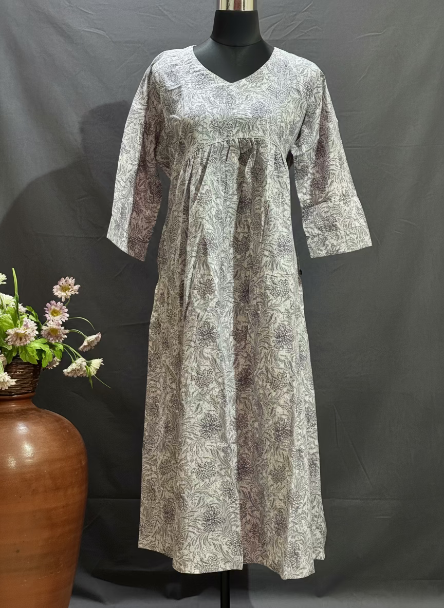 പ്യുവർ കോട്ടൺ ആലിയ കട്ട് കുർത്തി -BB368